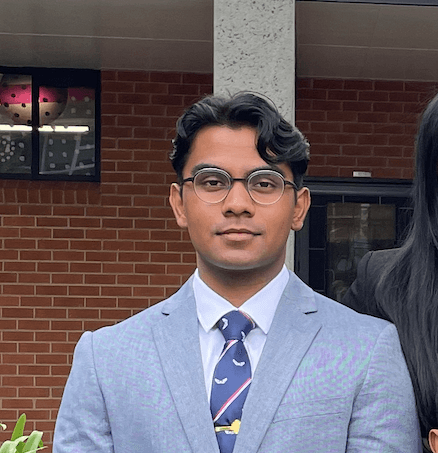 Profile photo of Kavinnath, tutor offering online and in-person lessons at KIS Academics
