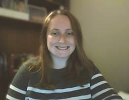 Amy, tutor offering online and in-person lessons at KIS Academics