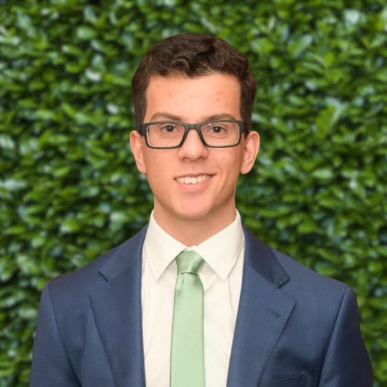 Xavier, tutor offering online and in-person lessons at KIS Academics