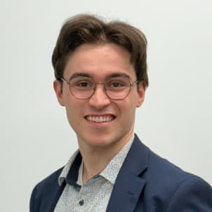 Gianni, tutor offering online and in-person lessons at KIS Academics