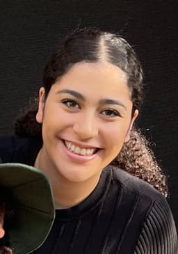 Emily, tutor offering online and in-person lessons at KIS Academics