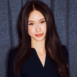 Annie, tutor offering online and in-person lessons at KIS Academics