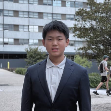 Jason, tutor offering online and in-person lessons at KIS Academics