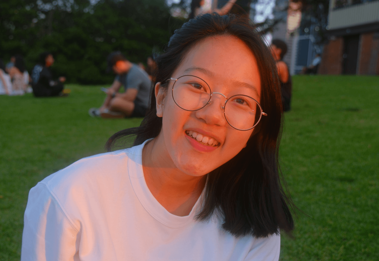 Esther, tutor offering online and in-person lessons at KIS Academics