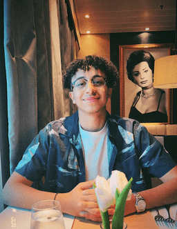 Jan, tutor offering online and in-person lessons at KIS Academics