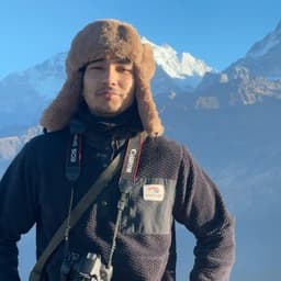 Aarya, tutor offering online and in-person lessons at KIS Academics