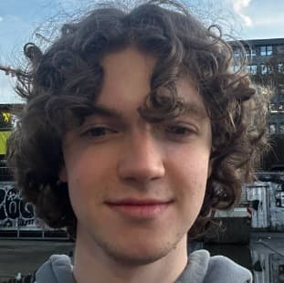 Michael, tutor offering online and in-person lessons at KIS Academics