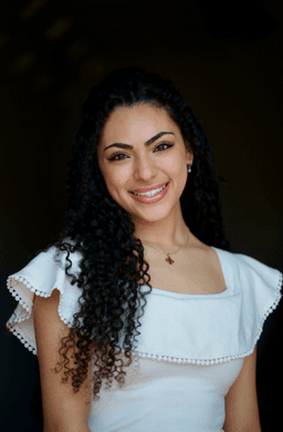 Sandrine, tutor offering online and in-person lessons at KIS Academics