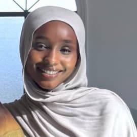 Profile photo of Shareefa, tutor offering online and in-person lessons at KIS Academics