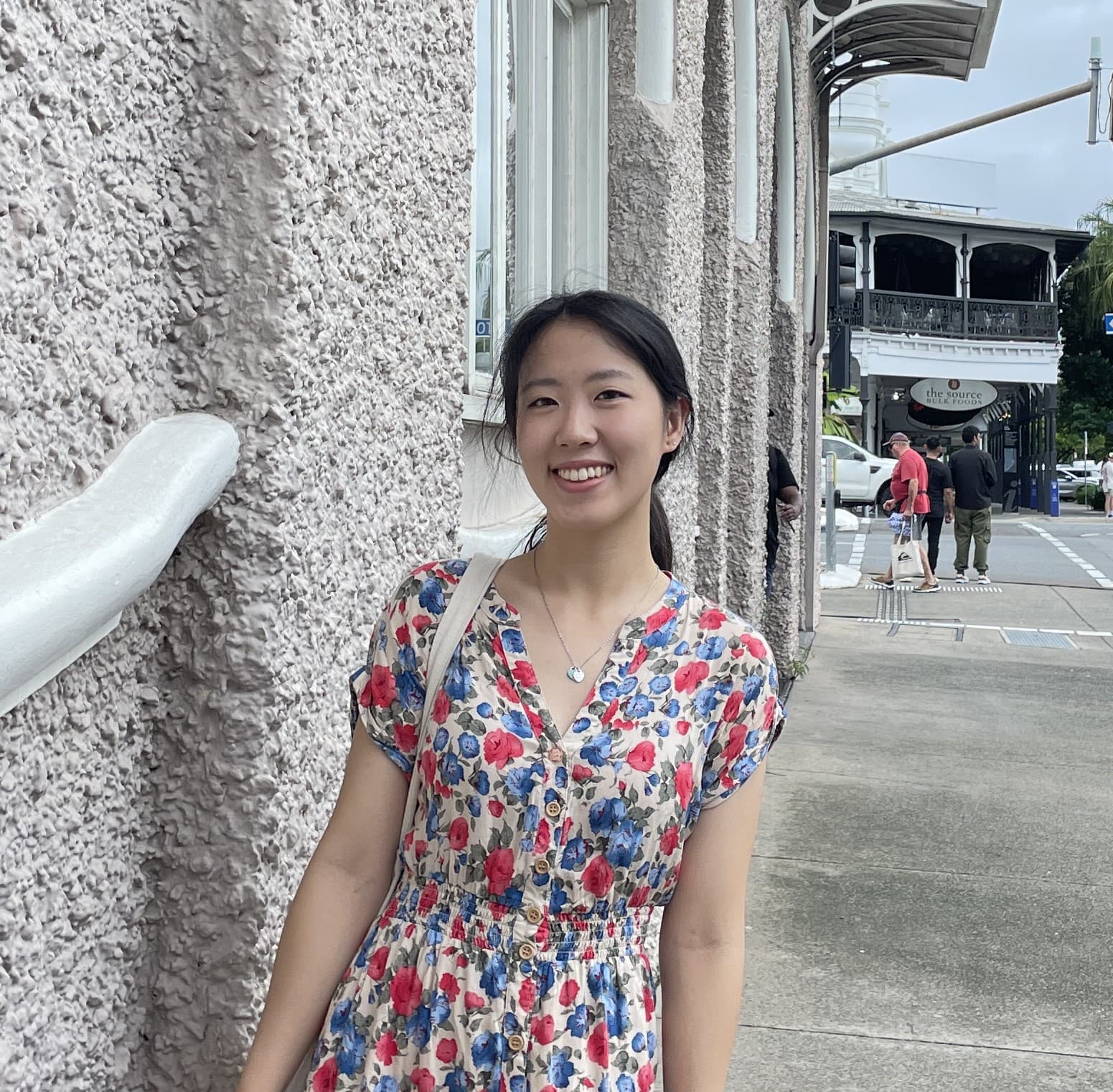 Rachel, tutor offering online and in-person lessons at KIS Academics