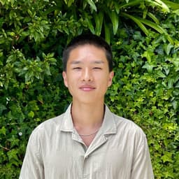 Daniel, tutor offering online and in-person lessons at KIS Academics