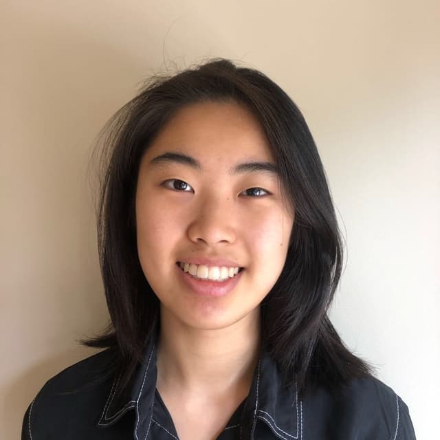 Profile photo of Tina, tutor offering online and in-person lessons at KIS Academics