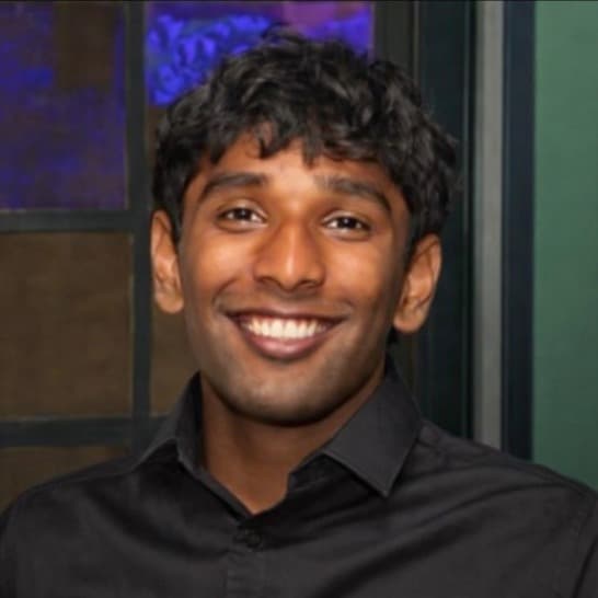 Joshua, tutor offering online and in-person lessons at KIS Academics